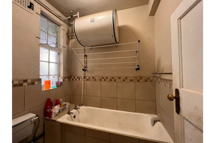 2 Bedroom Property for Sale in Durban Central KwaZulu-Natal