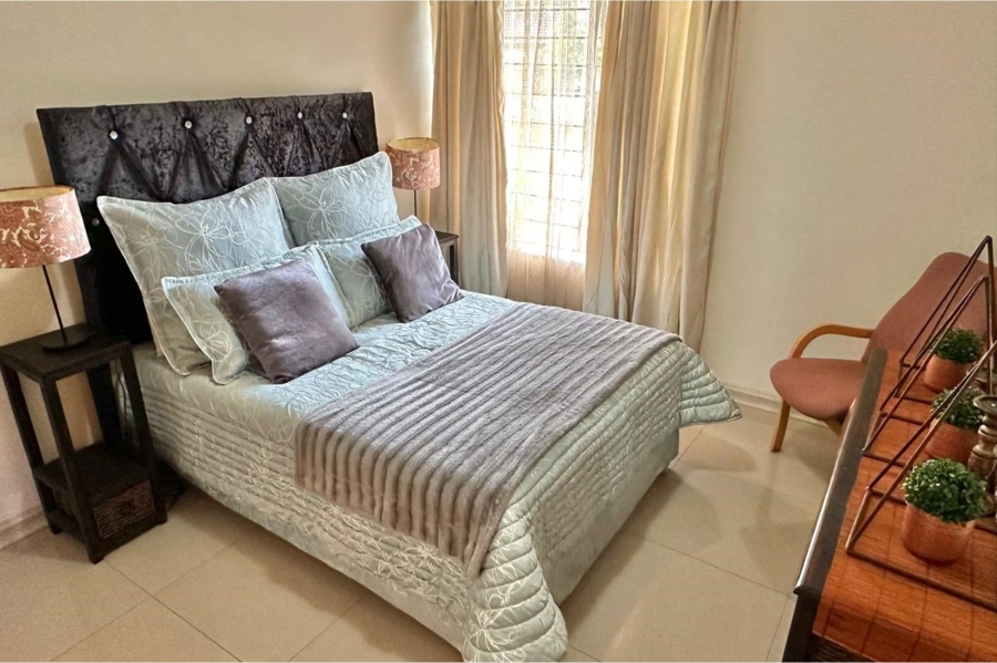 3 Bedroom Property for Sale in Schuinshoogte KwaZulu-Natal