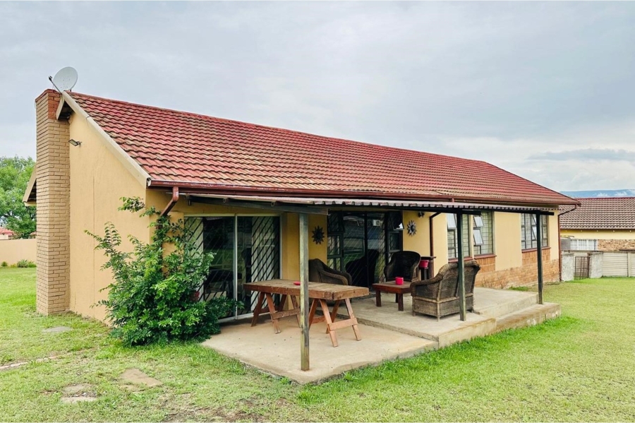 3 Bedroom Property for Sale in Schuinshoogte KwaZulu-Natal