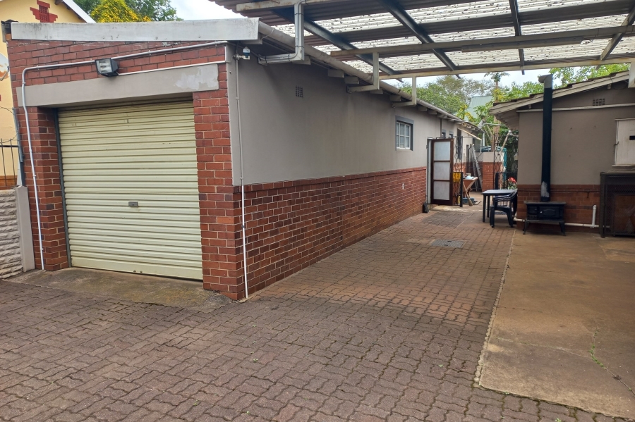 3 Bedroom Property for Sale in Scottsville KwaZulu-Natal