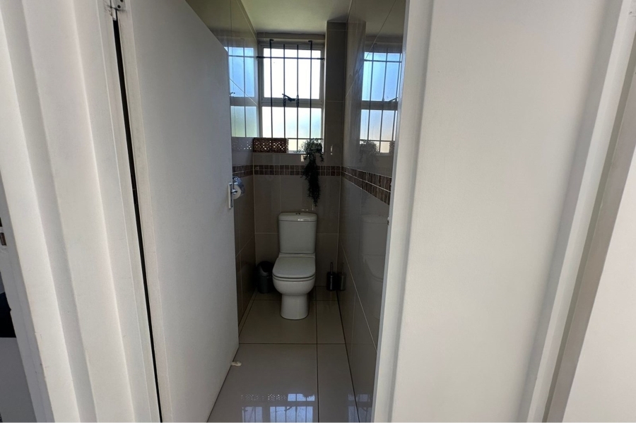 2 Bedroom Property for Sale in Compensation Beach KwaZulu-Natal