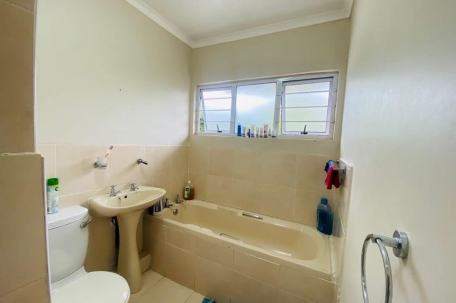 3 Bedroom Property for Sale in Westridge KwaZulu-Natal