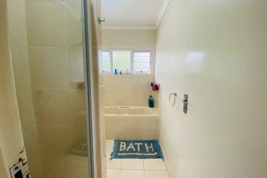 3 Bedroom Property for Sale in Westridge KwaZulu-Natal