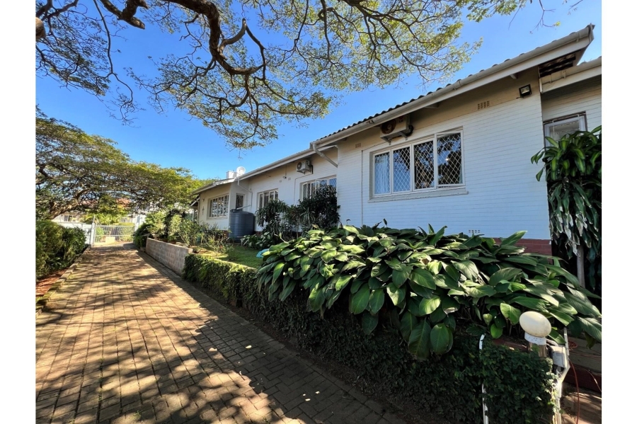 4 Bedroom Property for Sale in Glenwood KwaZulu-Natal