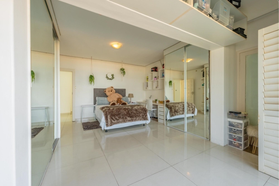 6 Bedroom Property for Sale in Umhlanga KwaZulu-Natal