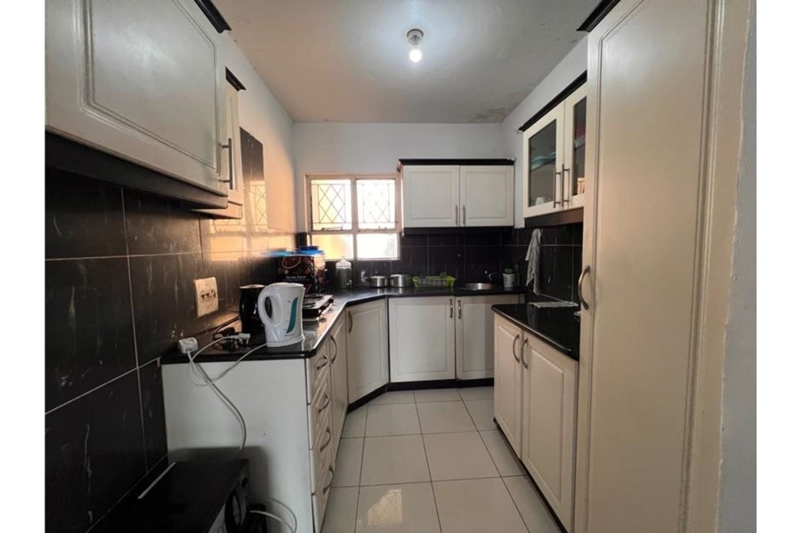 2 Bedroom Property for Sale in Durban Central KwaZulu-Natal