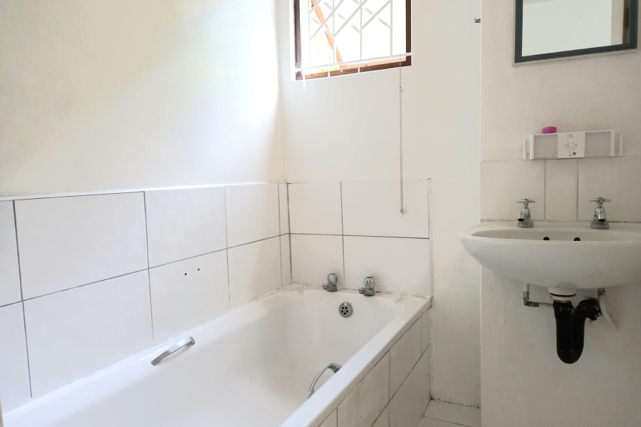 3 Bedroom Property for Sale in Southgate KwaZulu-Natal