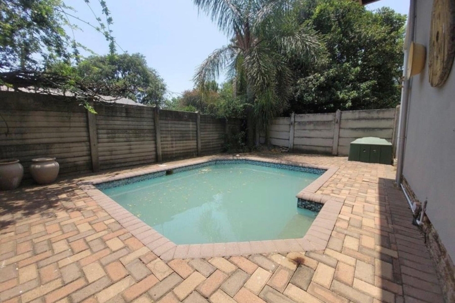 3 Bedroom Property for Sale in Huttenheights KwaZulu-Natal