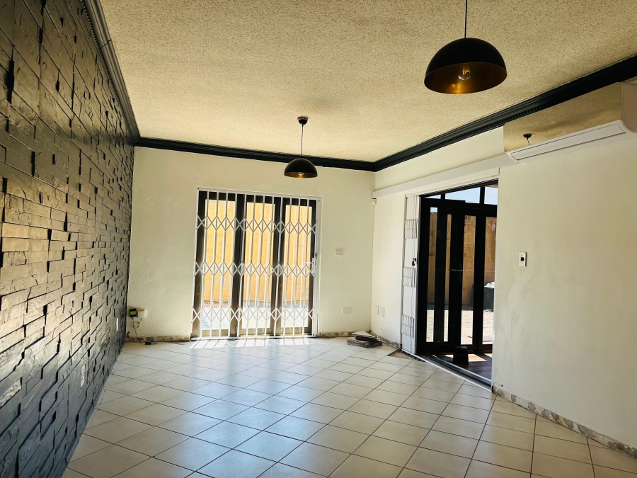 2 Bedroom Property for Sale in Veld En Vlei KwaZulu-Natal