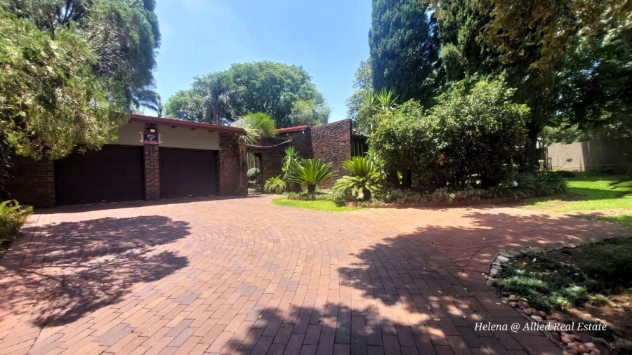 4 Bedroom Property for Sale in Huttenheights KwaZulu-Natal