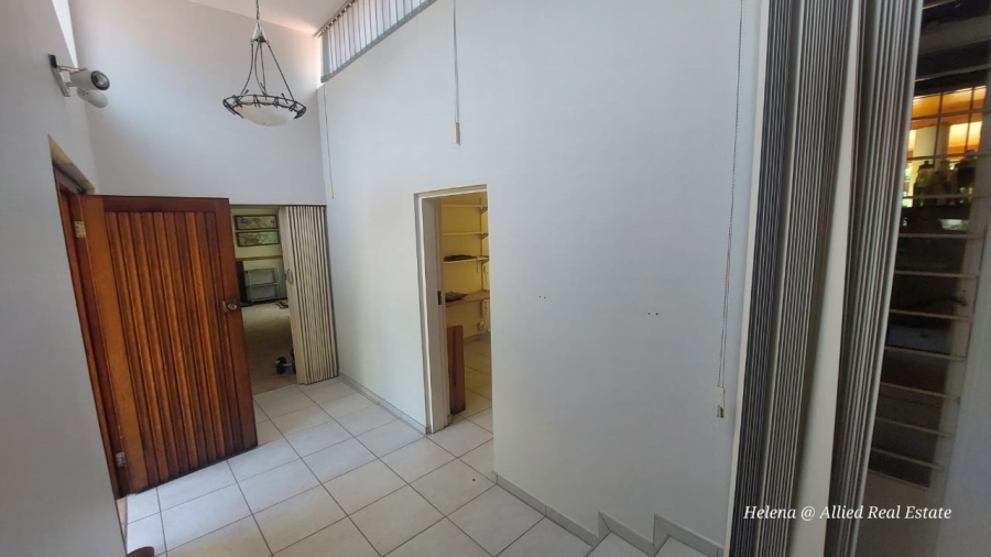 4 Bedroom Property for Sale in Huttenheights KwaZulu-Natal