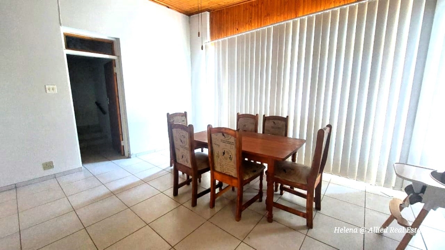 4 Bedroom Property for Sale in Huttenheights KwaZulu-Natal