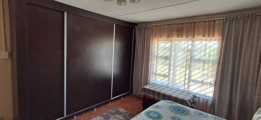 4 Bedroom Property for Sale in Osizweni KwaZulu-Natal