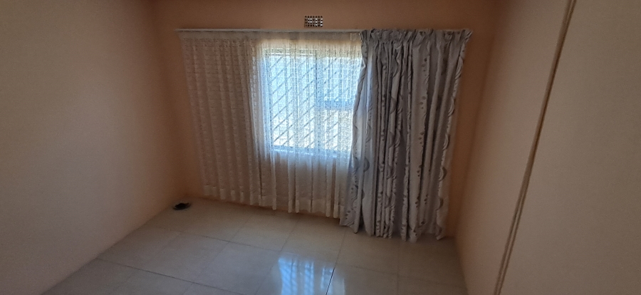 4 Bedroom Property for Sale in Osizweni KwaZulu-Natal