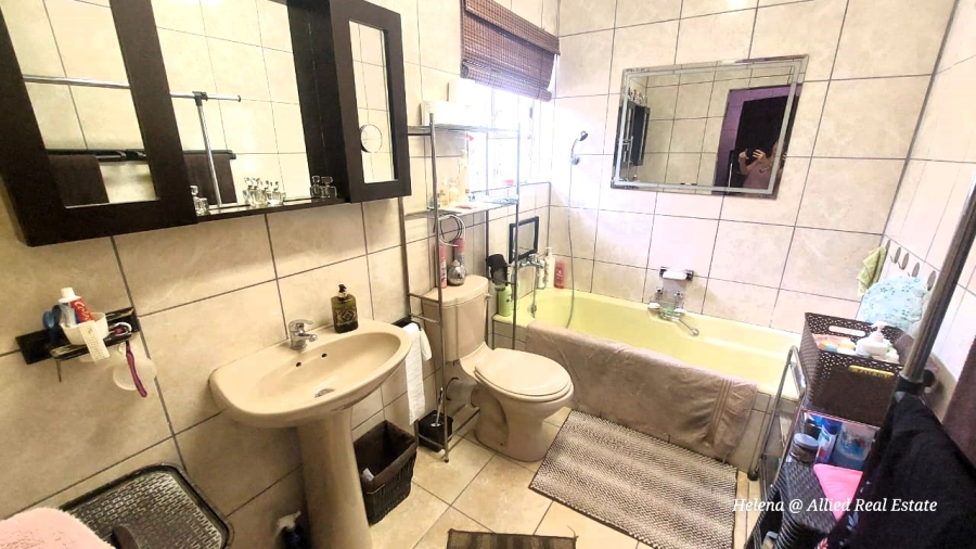 4 Bedroom Property for Sale in Arborpark KwaZulu-Natal