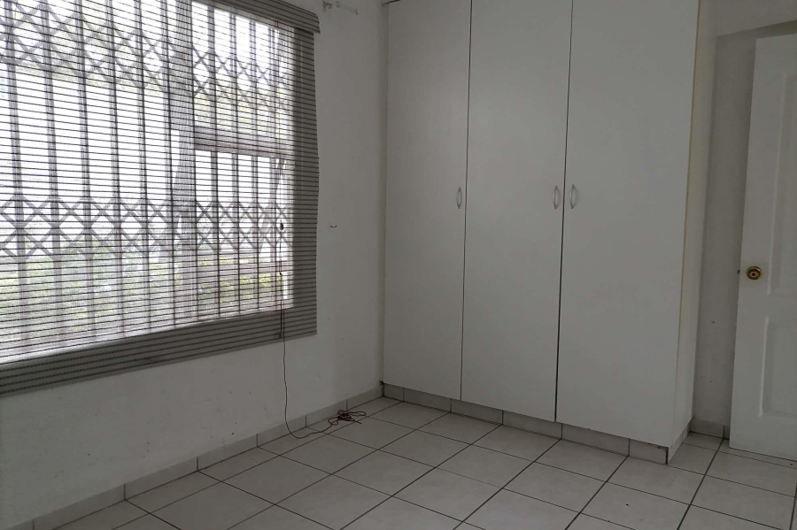 To Let 2 Bedroom Property for Rent in Margate KwaZulu-Natal