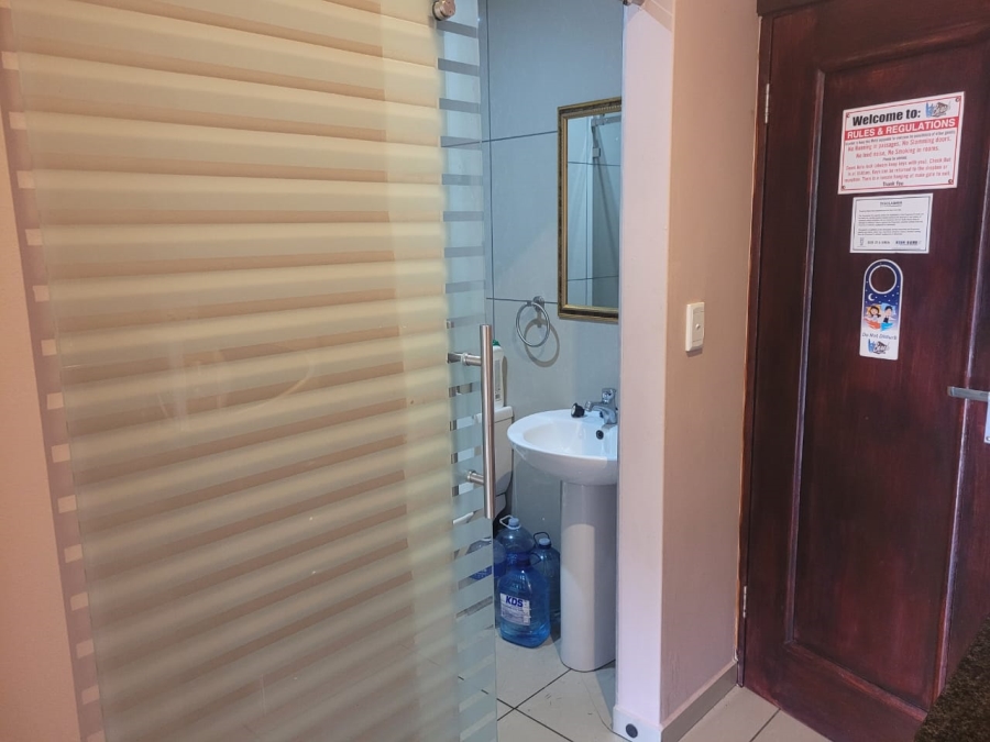 To Let 1 Bedroom Property for Rent in Ramsgate KwaZulu-Natal