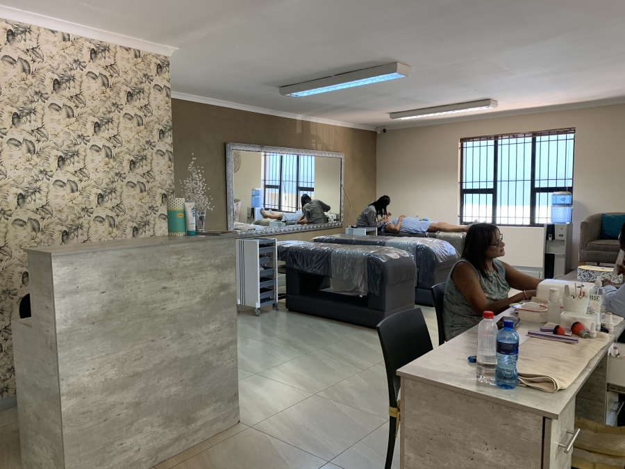 To Let commercial Property for Rent in Durban North KwaZulu-Natal