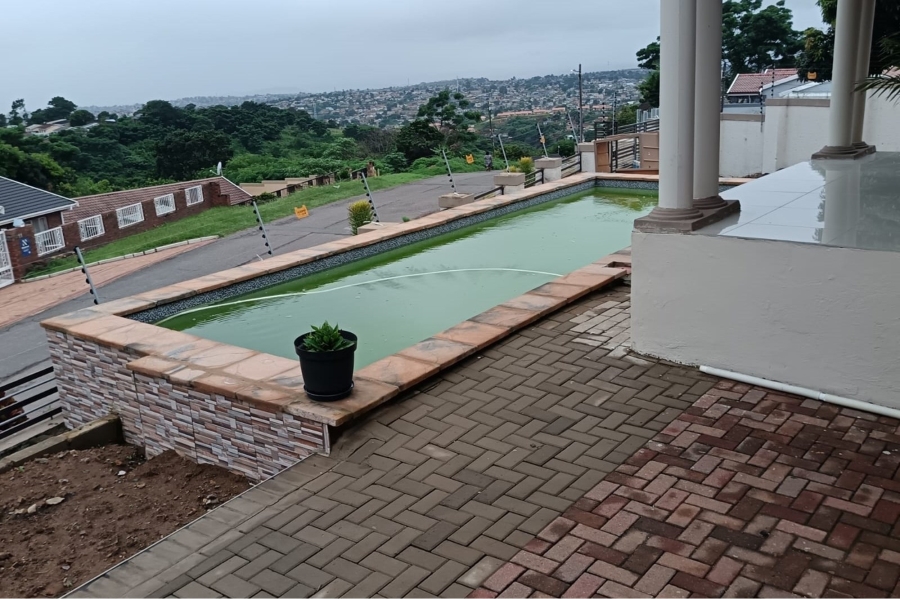 4 Bedroom Property for Sale in Ntuzuma KwaZulu-Natal