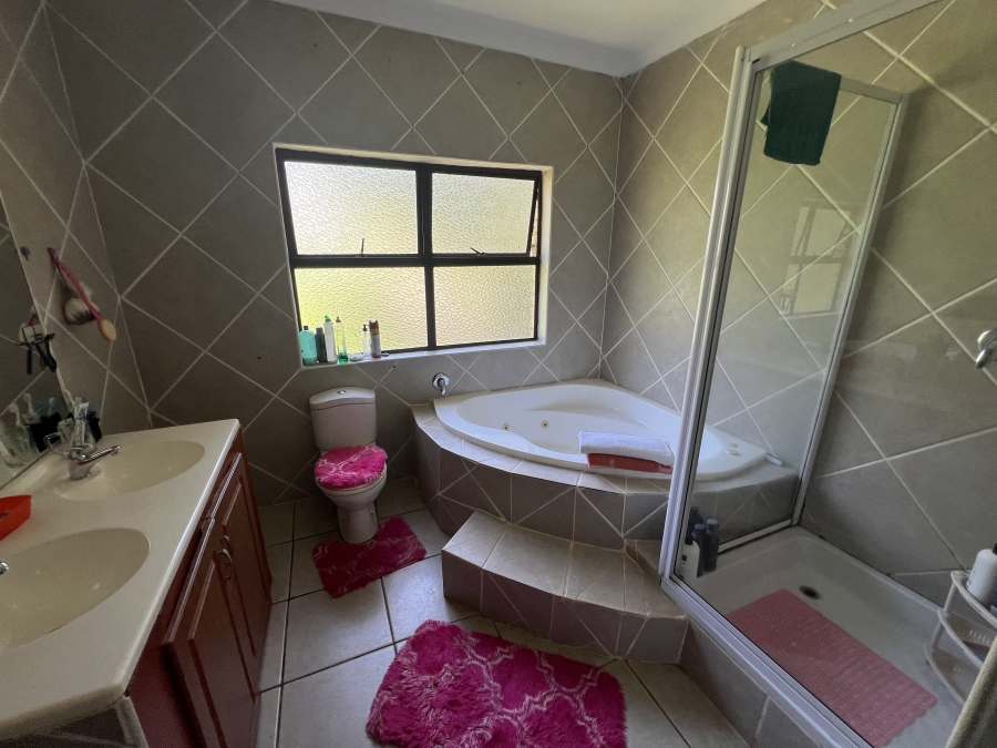 11 Bedroom Property for Sale in Boughton KwaZulu-Natal