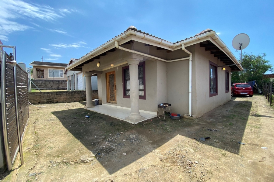 4 Bedroom Property for Sale in Newlands West KwaZulu-Natal