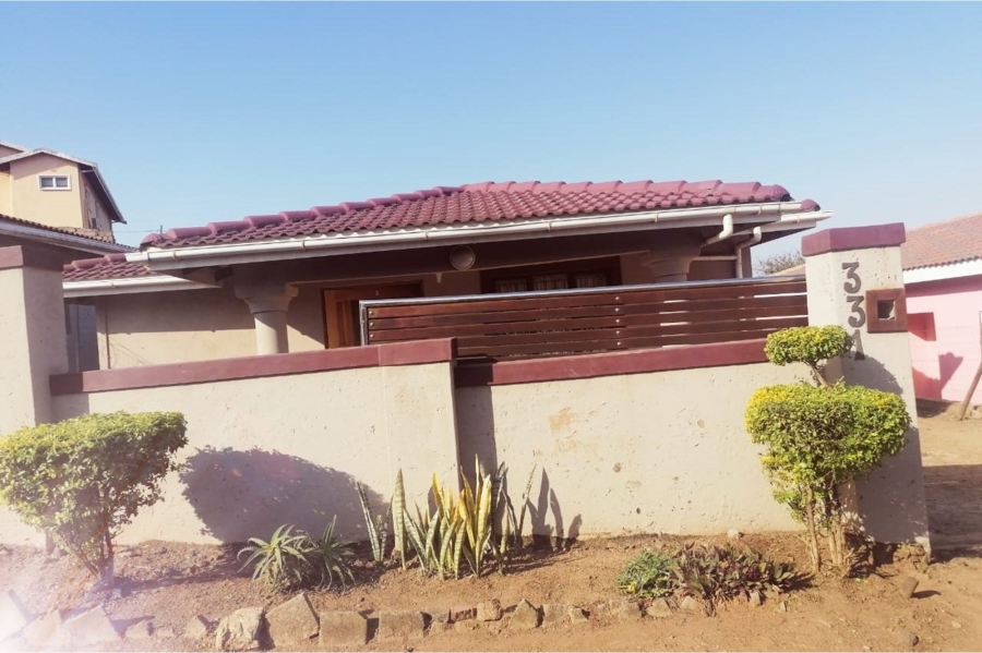 4 Bedroom Property for Sale in Newlands West KwaZulu-Natal