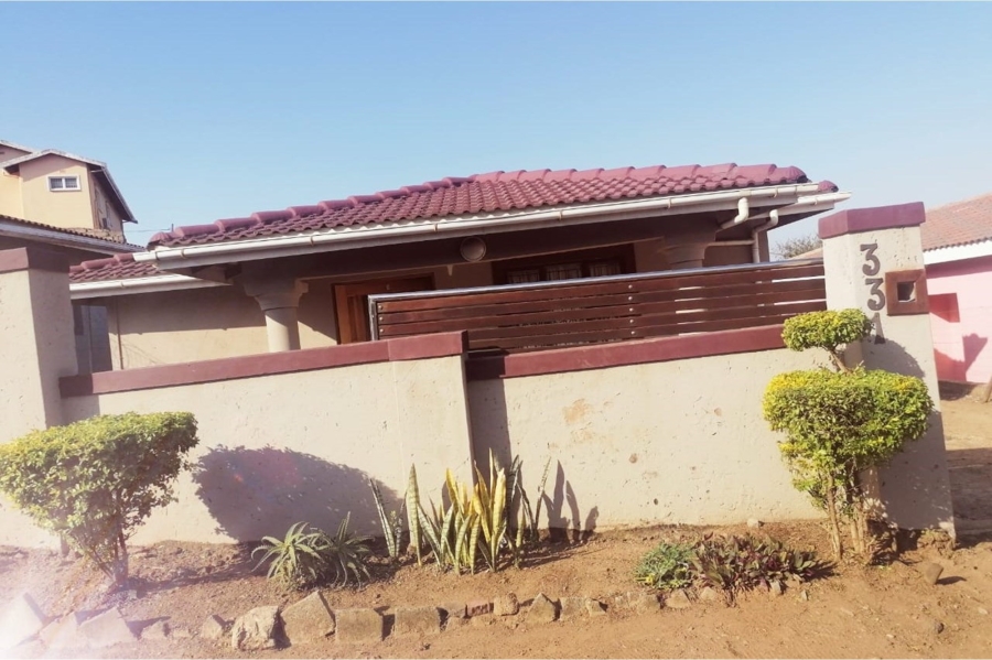 4 Bedroom Property for Sale in Newlands West KwaZulu-Natal