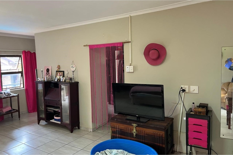 10 Bedroom Property for Sale in Boughton KwaZulu-Natal