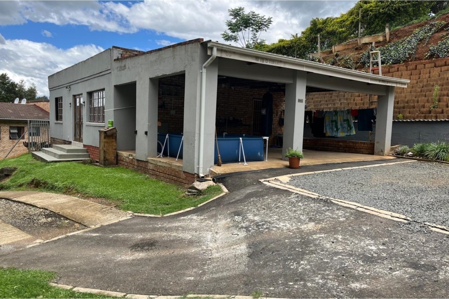 10 Bedroom Property for Sale in Boughton KwaZulu-Natal