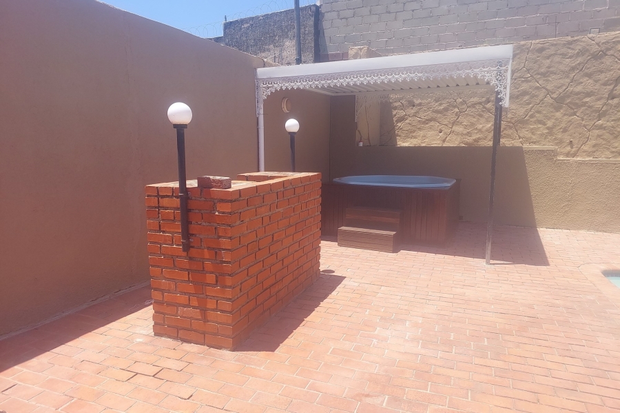 4 Bedroom Property for Sale in Shallcross KwaZulu-Natal