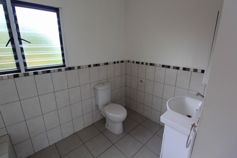 To Let 3 Bedroom Property for Rent in Ocean View KwaZulu-Natal