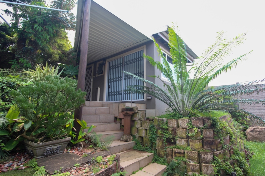 To Let 3 Bedroom Property for Rent in Ocean View KwaZulu-Natal