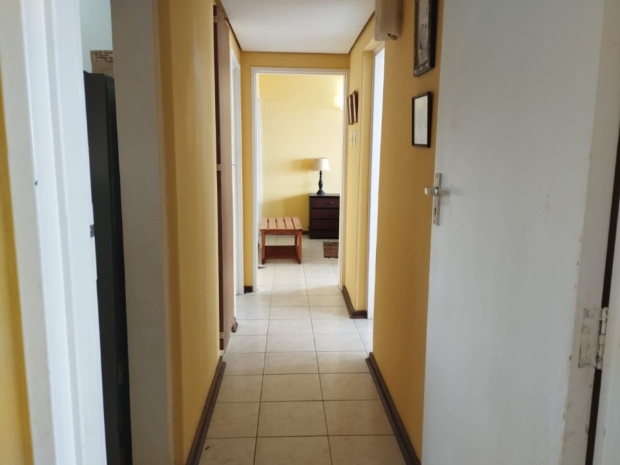 2 Bedroom Property for Sale in Amanzimtoti KwaZulu-Natal