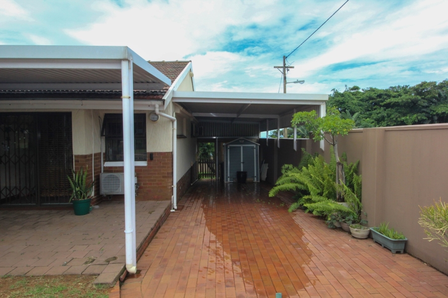 4 Bedroom Property for Sale in Brighton Beach KwaZulu-Natal