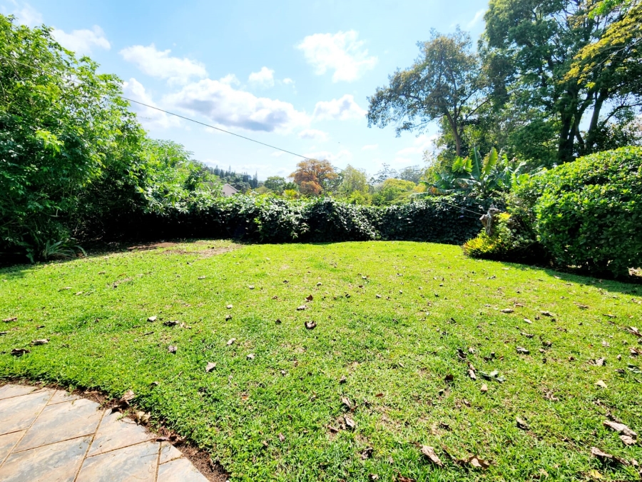 To Let 1 Bedroom Property for Rent in Kloof KwaZulu-Natal