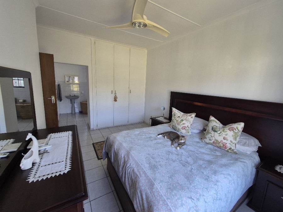 4 Bedroom Property for Sale in Manaba Beach KwaZulu-Natal