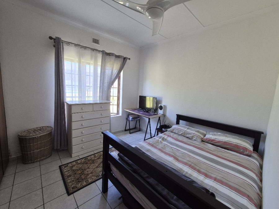4 Bedroom Property for Sale in Manaba Beach KwaZulu-Natal