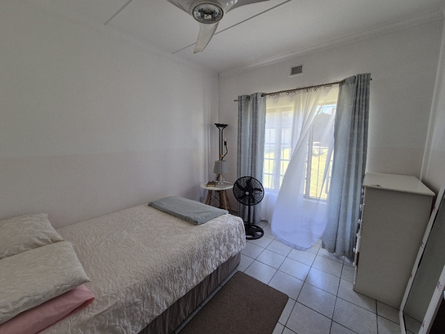 4 Bedroom Property for Sale in Manaba Beach KwaZulu-Natal