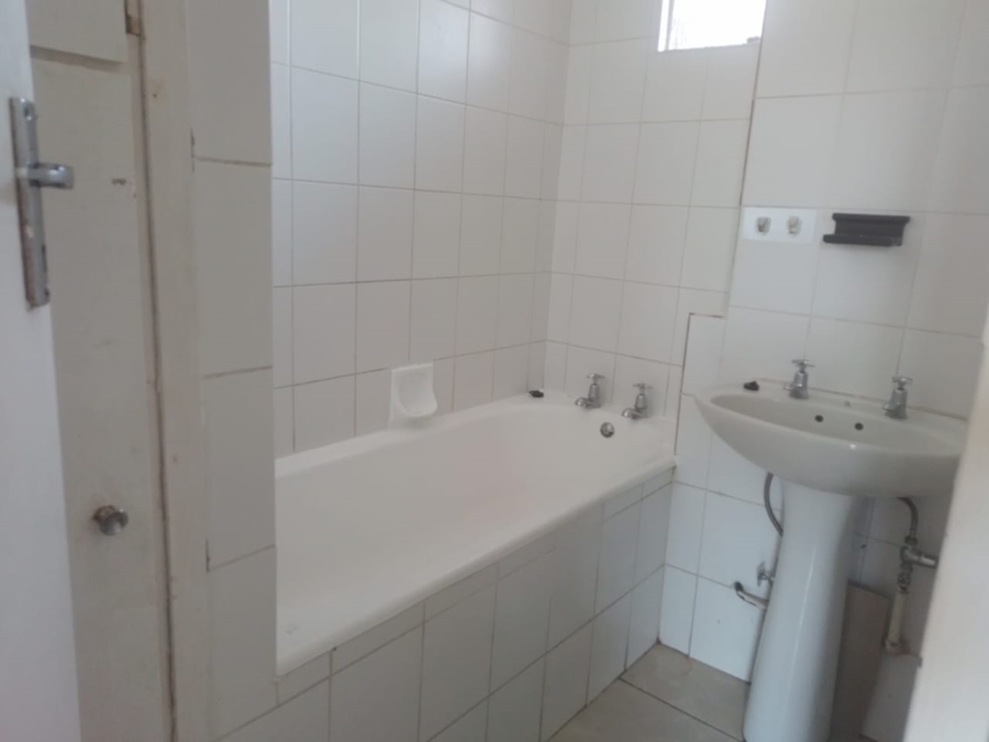 To Let 2 Bedroom Property for Rent in Glenwood KwaZulu-Natal