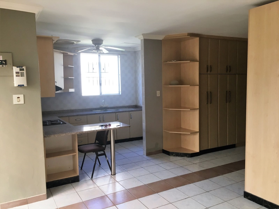 To Let 1 Bedroom Property for Rent in Bluff KwaZulu-Natal