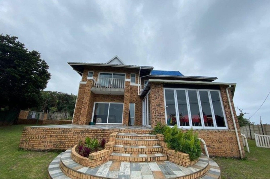 4 Bedroom Property for Sale in Leisure Bay KwaZulu-Natal