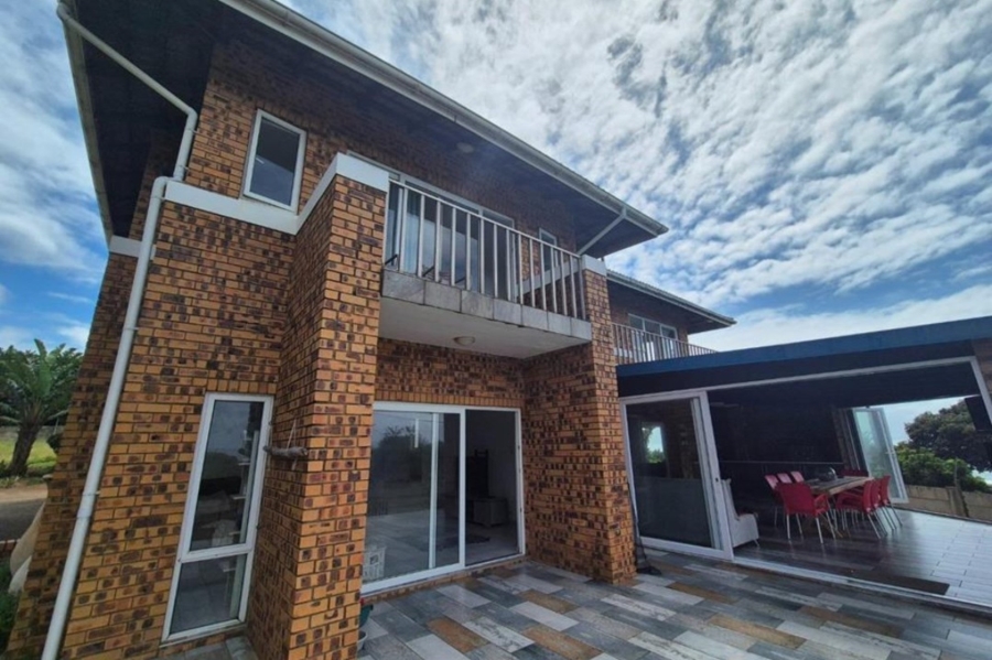 4 Bedroom Property for Sale in Leisure Bay KwaZulu-Natal