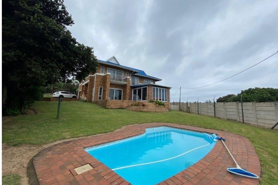 4 Bedroom Property for Sale in Leisure Bay KwaZulu-Natal