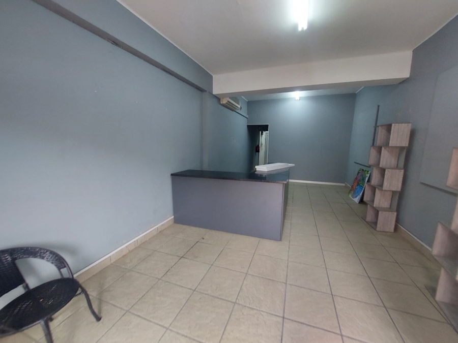 To Let commercial Property for Rent in Margate KwaZulu-Natal