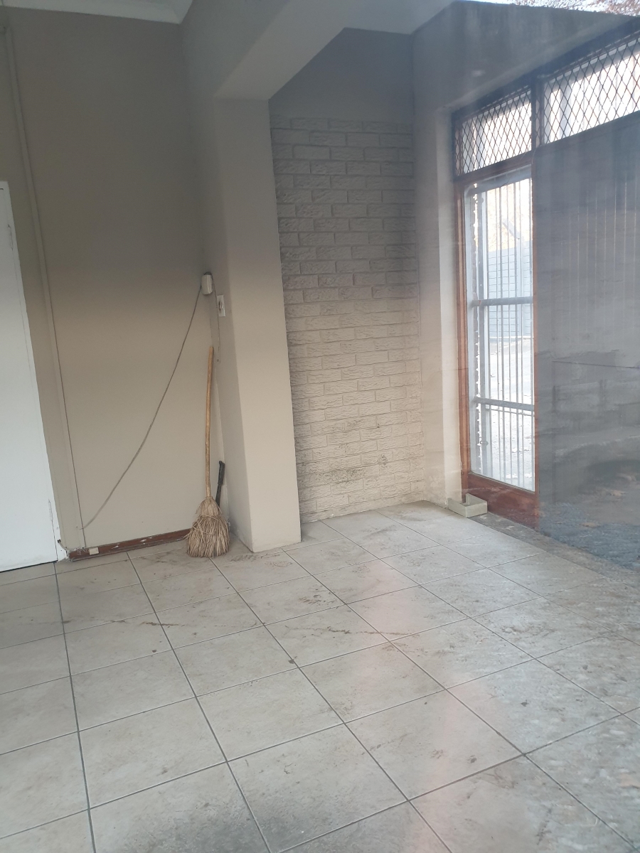 To Let commercial Property for Rent in New Germany KwaZulu-Natal