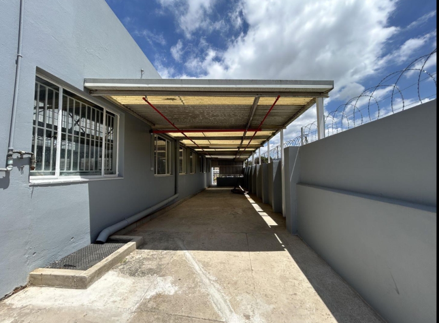 To Let commercial Property for Rent in New Germany KwaZulu-Natal