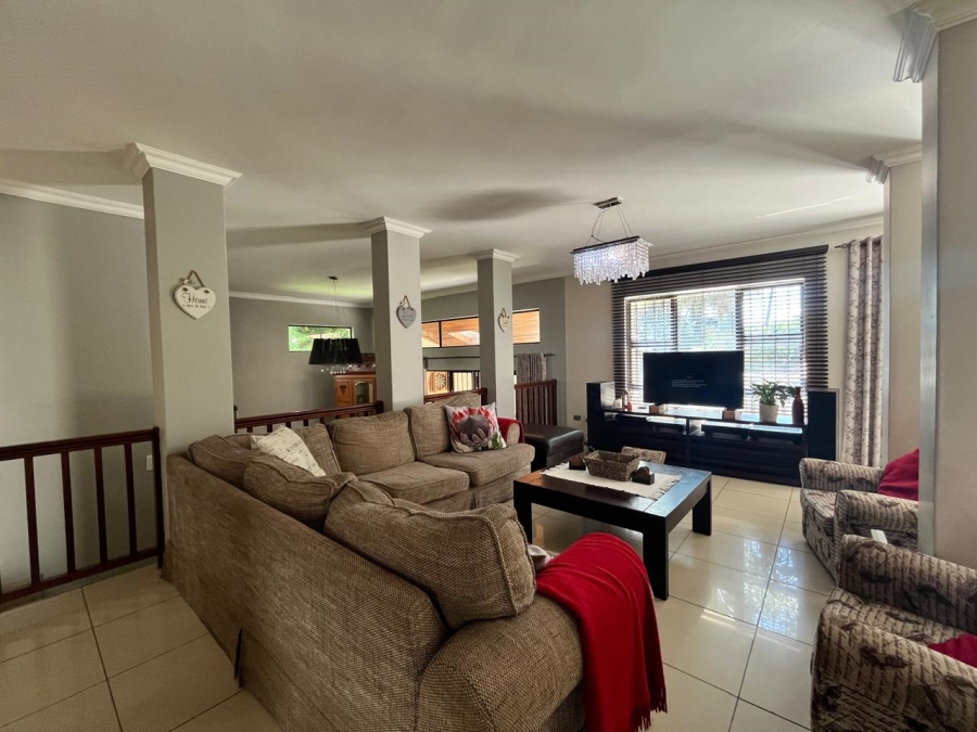 5 Bedroom Property for Sale in Ballito Central KwaZulu-Natal