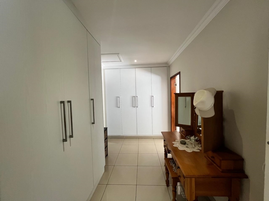 5 Bedroom Property for Sale in Ballito Central KwaZulu-Natal