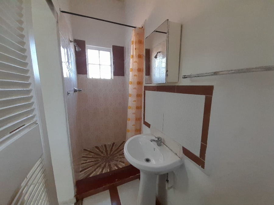 To Let 1 Bedroom Property for Rent in Winklespruit KwaZulu-Natal