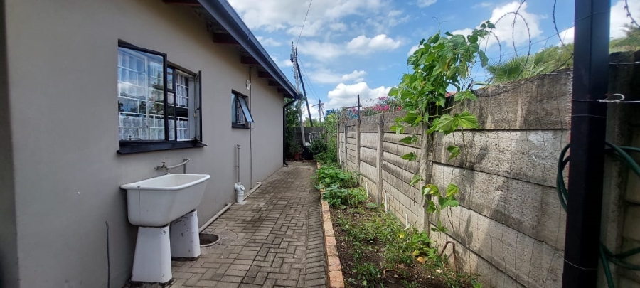 3 Bedroom Property for Sale in Lennoxton KwaZulu-Natal